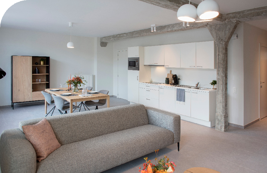 Johan Vereecke kocht een assistentiewoning in Coost. Niet voor zichzelf maar voor zijn schoonouders. Nu genieten zijn schoonouders van hun assistentiewoning en is Johan zeker van een maandelijks huurrendement.

